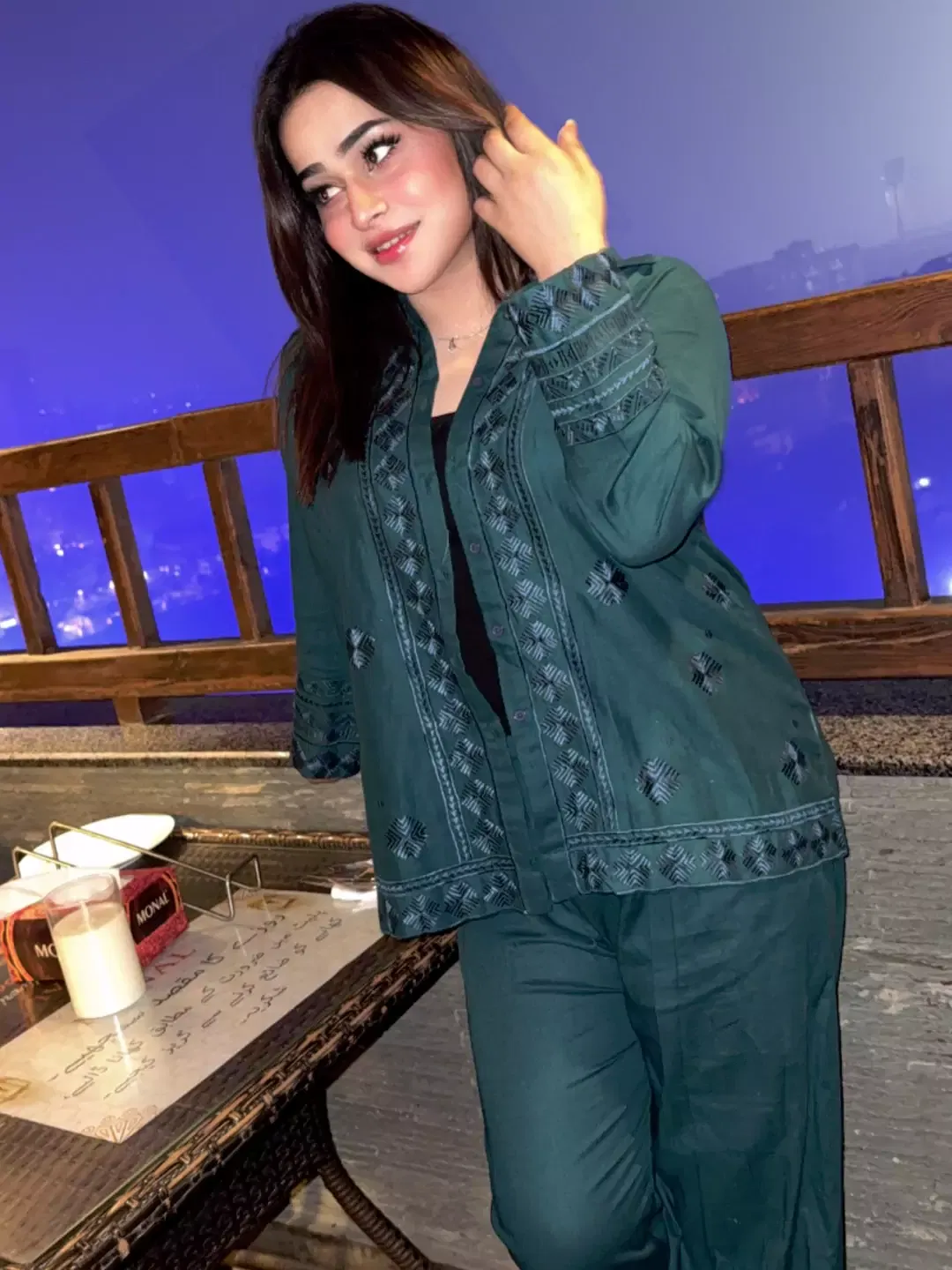 Aloosh Russian Escort