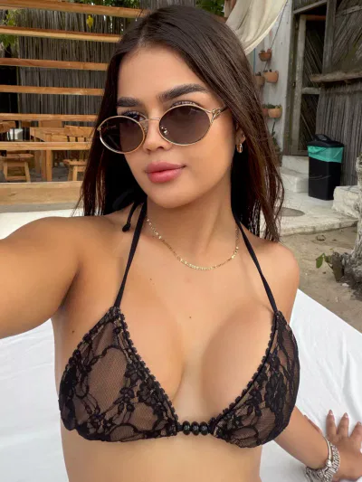 Adira Model Escort